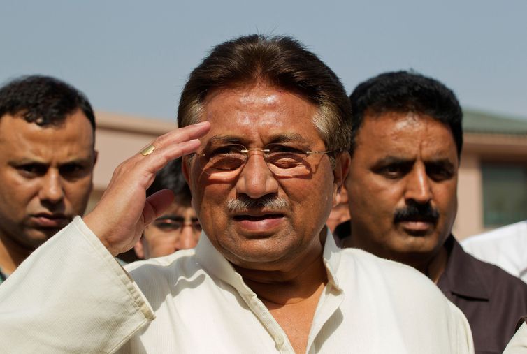 O ex-presidente do Paquistão, Pervez Musharraf, foi condenado à morte